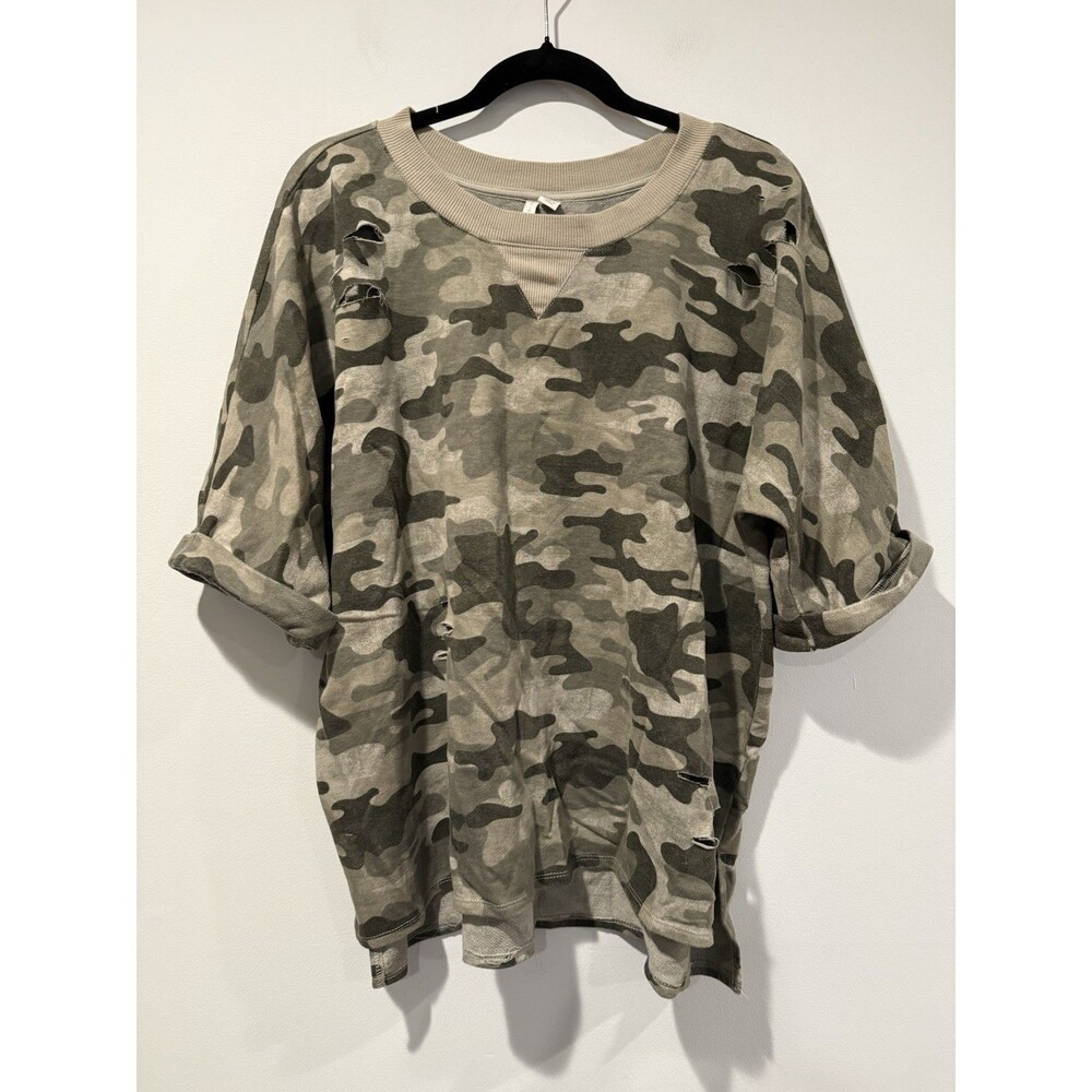 C Est. 1946 Camo Top Womens XL Green Distressed Cotton Travel Military Grunge